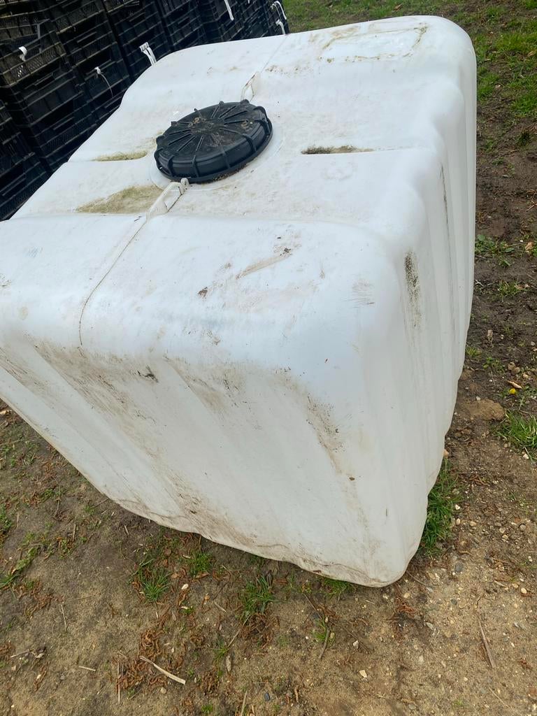 Watertank, watervat 1m3 1000 liter met kraantje, Tuin en Terras, Regentonnen, Ophalen, Kunststof, Gebruikt, Met kraantje