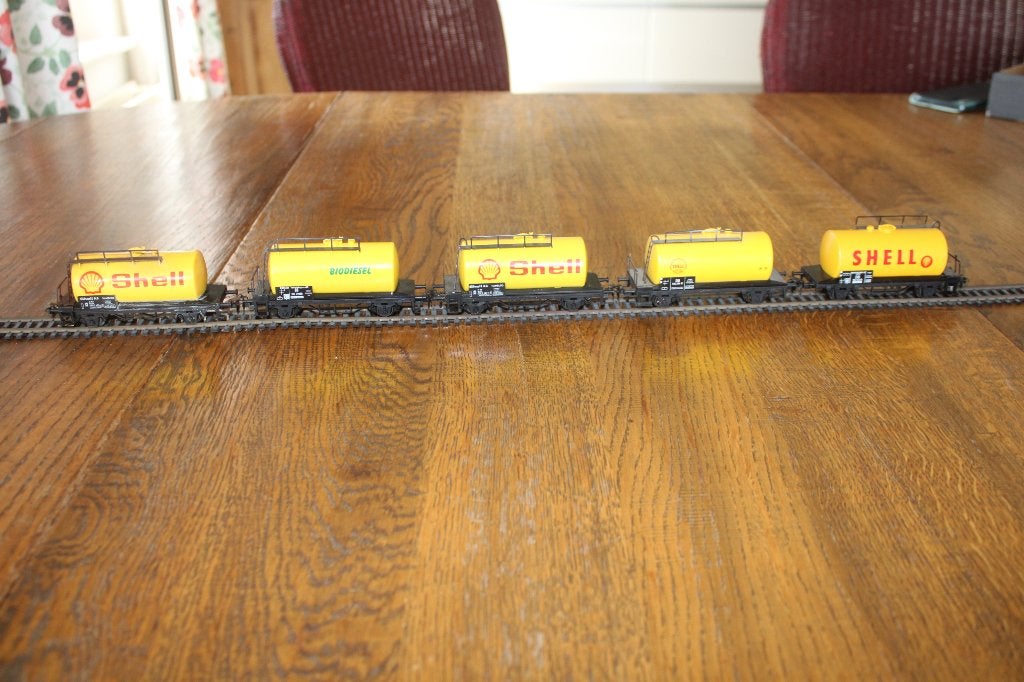 Märklin Vijf Branstofwagons Shell +, Hobby en Vrije tijd, Modeltreinen | H0, Ophalen of Verzenden, Wisselstroom, Wagon, Märklin