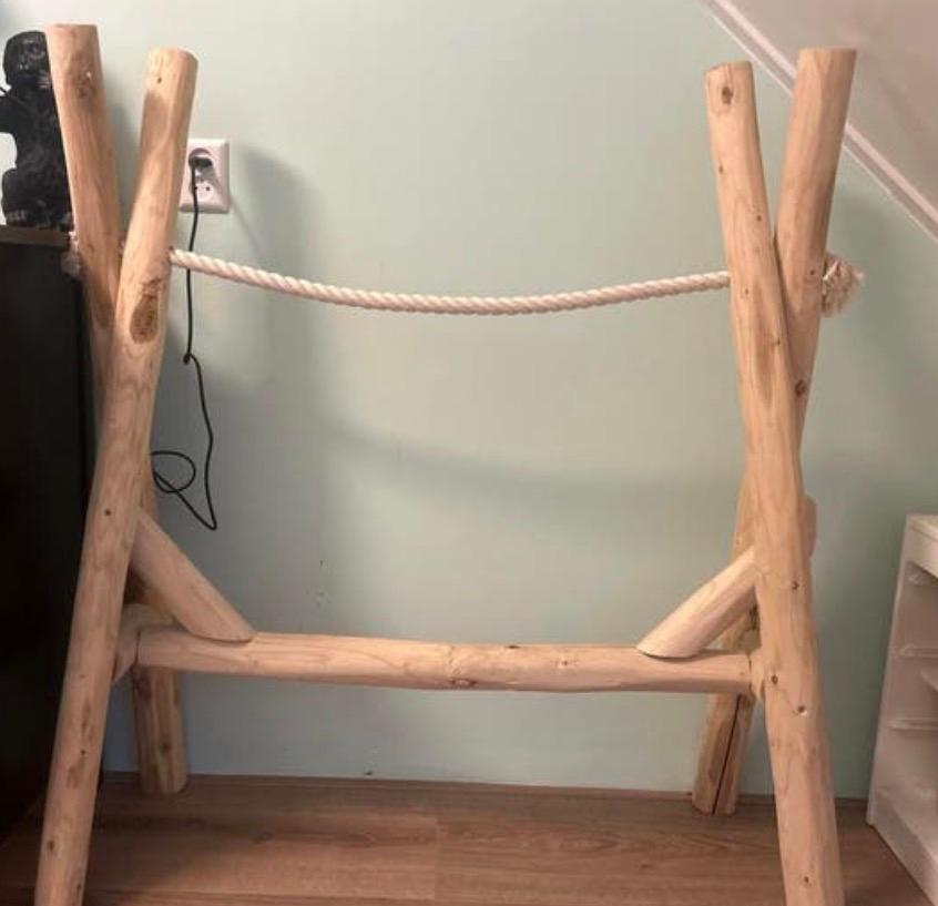 Uniek houten kledingrek - 105x43x121 cm, Ophalen, Gebruikt, Overige typen