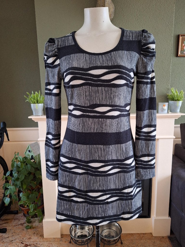 Lavand mooie jurk M 38 40 jurkje tuniek, Kleding | Dames, Maat 38/40 (M), Lavand, Verzenden, Zwart