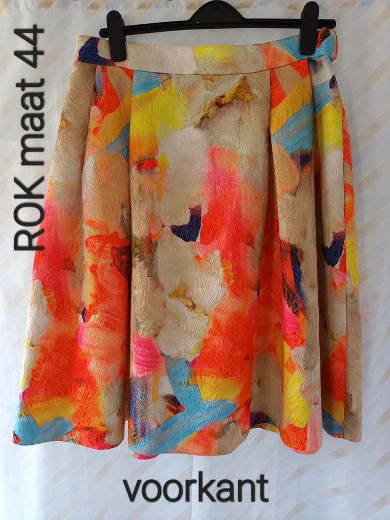 Kleurrijke rok maat 44 h&m, Kleding | Dames, Rokken, H&M, Overige kleuren, Verzenden, Maat 42/44 (L)