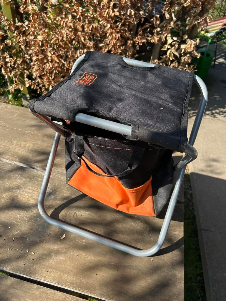 Black & Decker krukje met tas eronder, Caravans en Kamperen, Ophalen, Gebruikt, Campingstoel