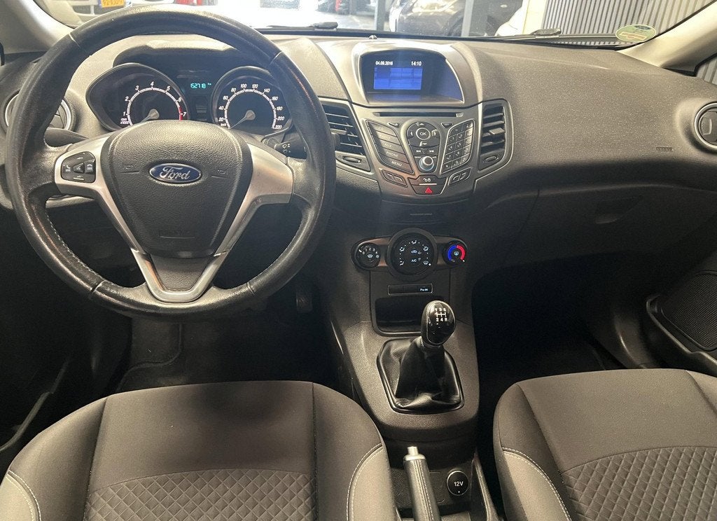 Ford FIESTA 1.0 Style Ultimate - rijklaar - Distr vrv, Voorwielaandrijving, Stof, Gebruikt, 525 kg