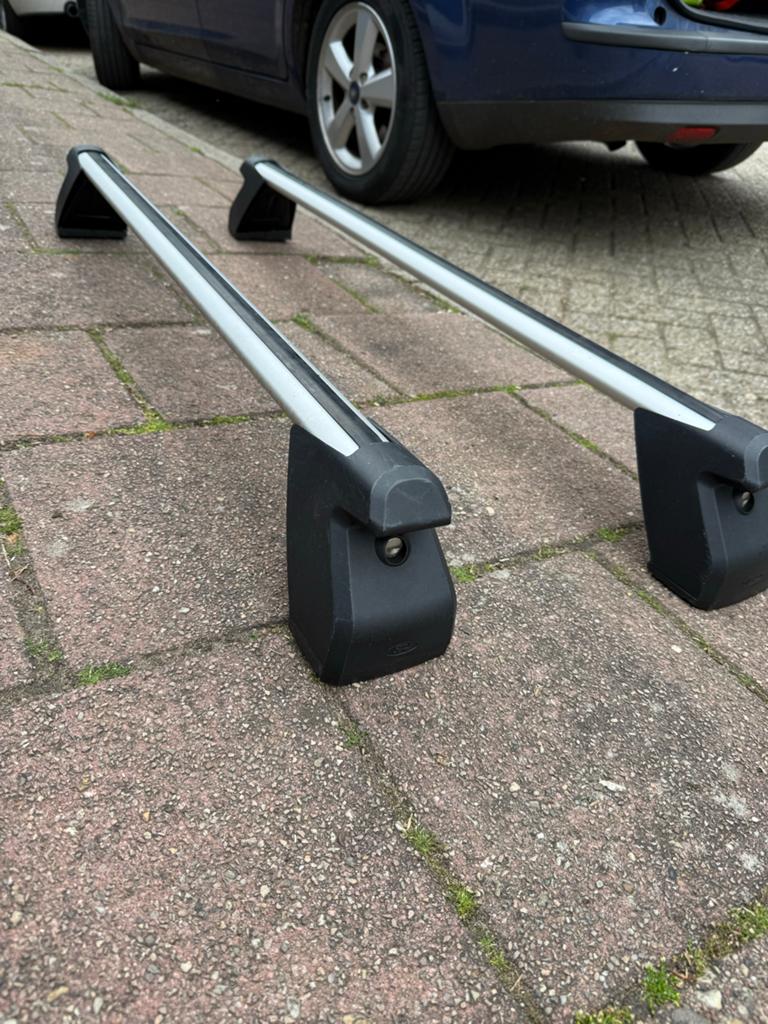 Originele Ford Focus Wagon MK2 dakdragers (zonder dakrail), Ophalen, Gebruikt