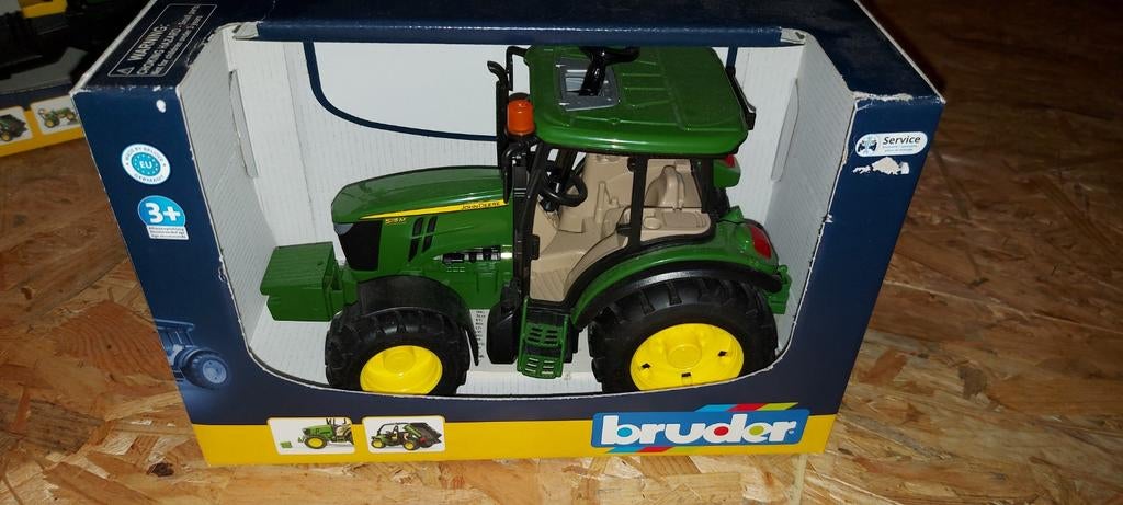 John deere 5115 M van Bruder, nieuw met doos, Overige merken, Nieuw, Ophalen of Verzenden, Groter dan 1:32