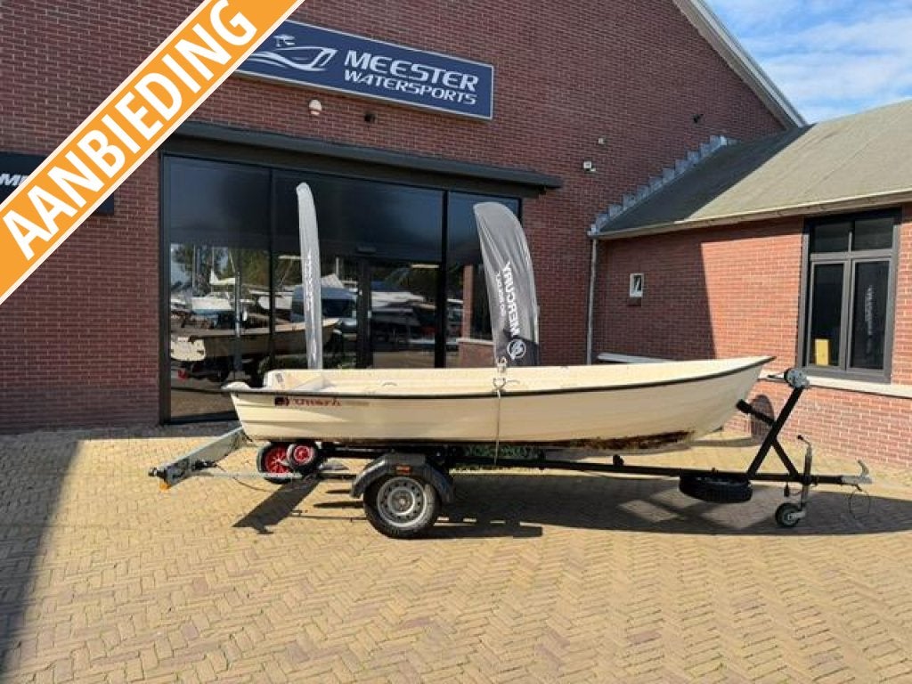 Uttern 4200 Zweedse visboot met trailer, 4 m, Gebruikt, Overige merken, Polyester