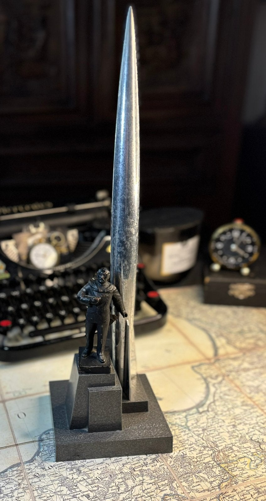 USSR Kaluga Ruimtevaart Souvenir - Monument van Konstantin.., Antiek en Kunst, Ophalen of Verzenden