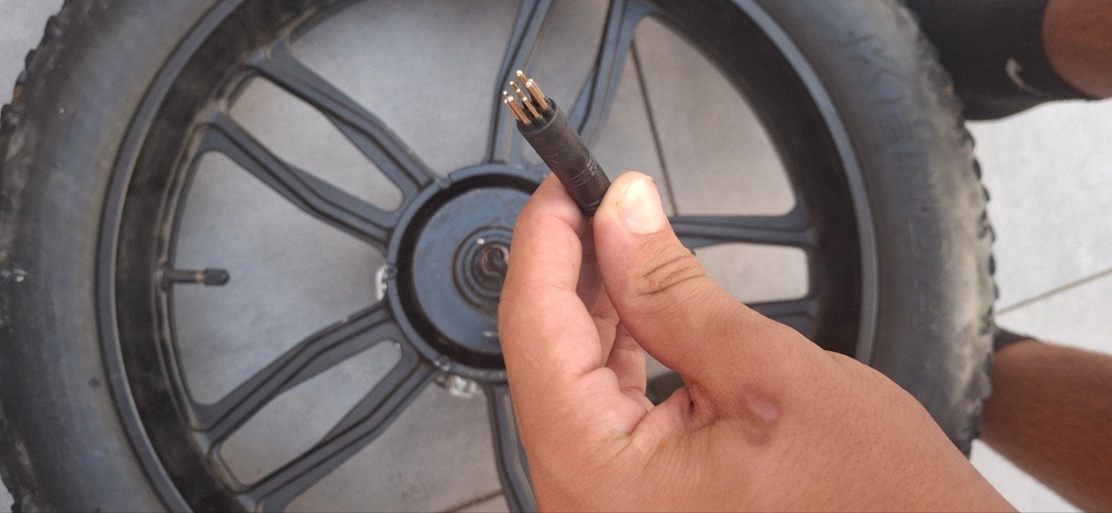 V8 motor 250W defect - Voor onderdelen of reparatie, Ophalen, Gebruikt, Elektrische fiets, Motor