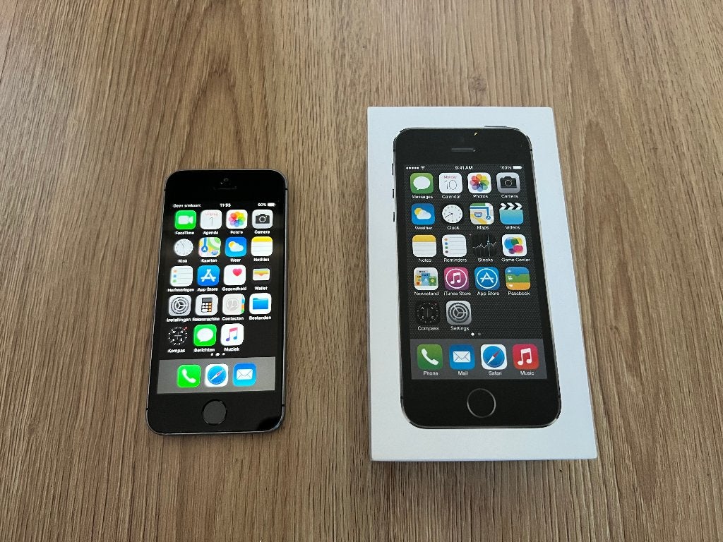 iPhone 5s 16GB zo goed als nieuw, Ophalen, 16 GB, Zwart, Zo goed als nieuw
