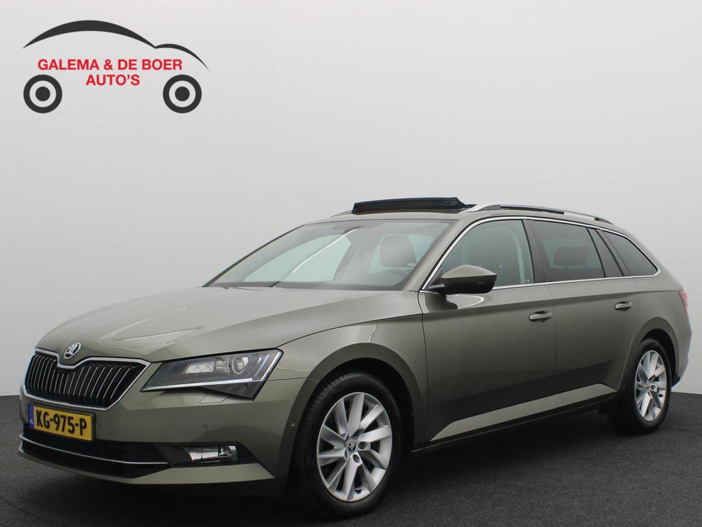 Skoda Superb Combi 1.8 TSI Style Business AUTOMAAT / TREKHAA, Auto's, Skoda, Stof, 179 pk, Origineel Nederlands, 1405 kg