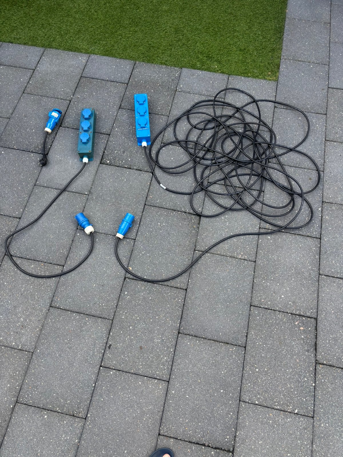 2x stekkerdoos, Ophalen of Verzenden, Gebruikt, Kabel of Snoer