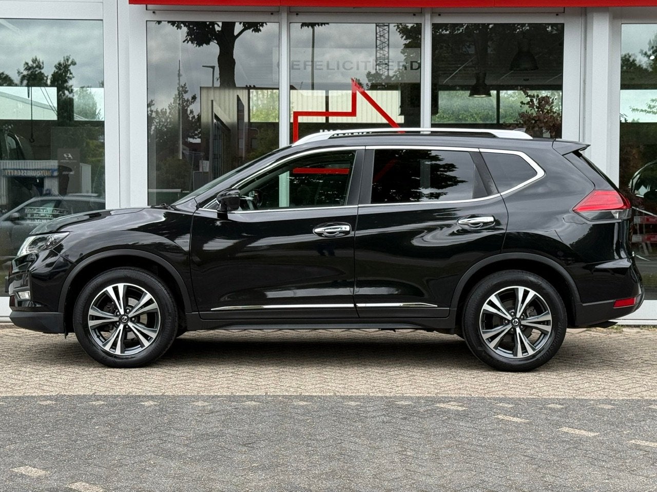 NISSAN X-Trail 1.6 DIG-T 163pk N-Connecta | 1.800kg | Trekha, Keurmerk '100% Onderhouden', Dealer onderhouden, 4 cilinders, Origineel Nederlands