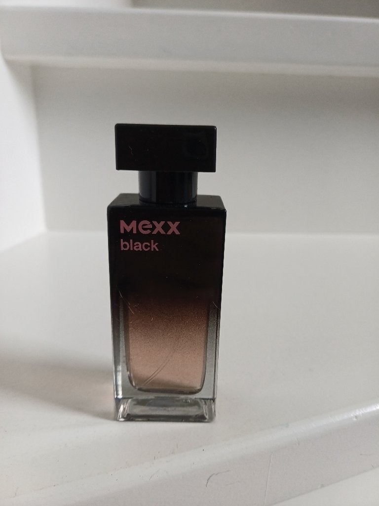 MEXX BLACK WOMAN 30ML EDT (nog 20ml IN DE FLES), Ophalen of Verzenden, Gebruikt