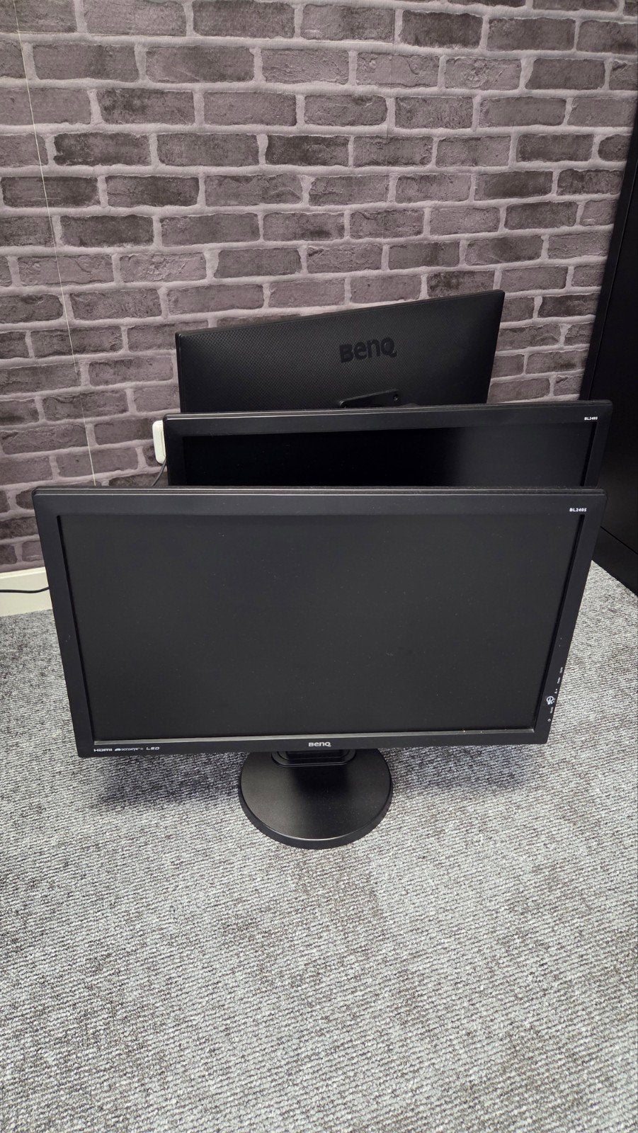 3st gebruikte monitor 2x 24 en 1x26 inch, Computers en Software, Ophalen, Gebruikt, Kantelbaar, Full HD