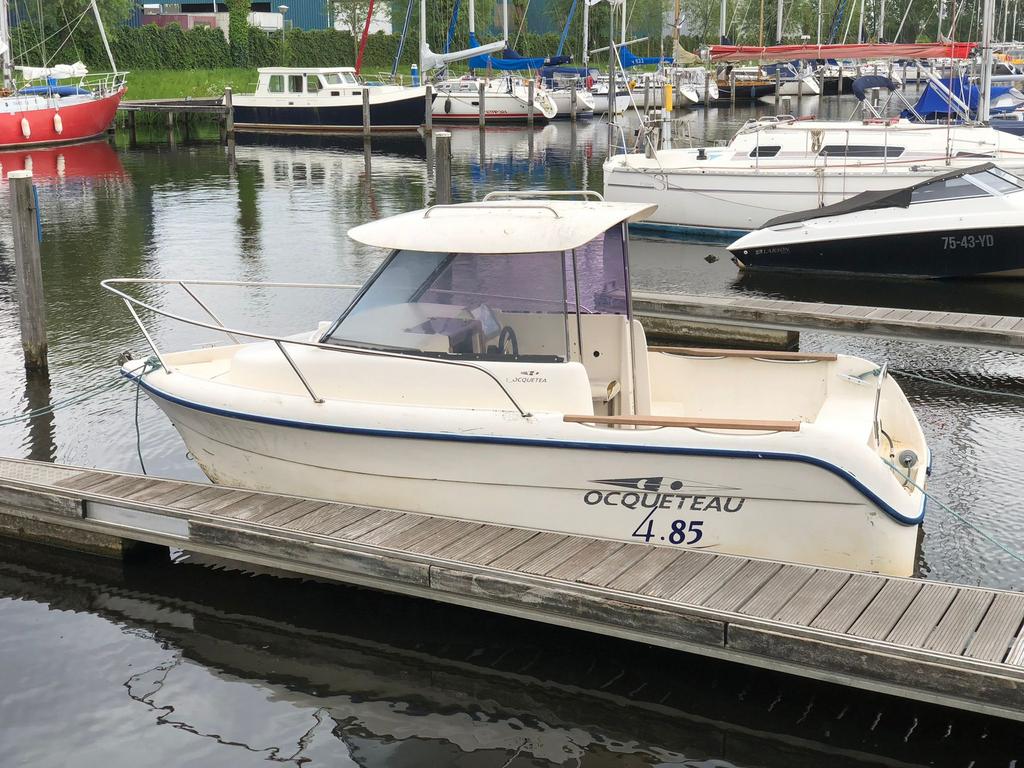 PILOTHOUSE OCQUETEAY 4.85 lijkt op Quicksilver Beneteau, Watersport en Boten, Motorboten en Motorjachten, Benzine, Gebruikt, Buitenboordmotor