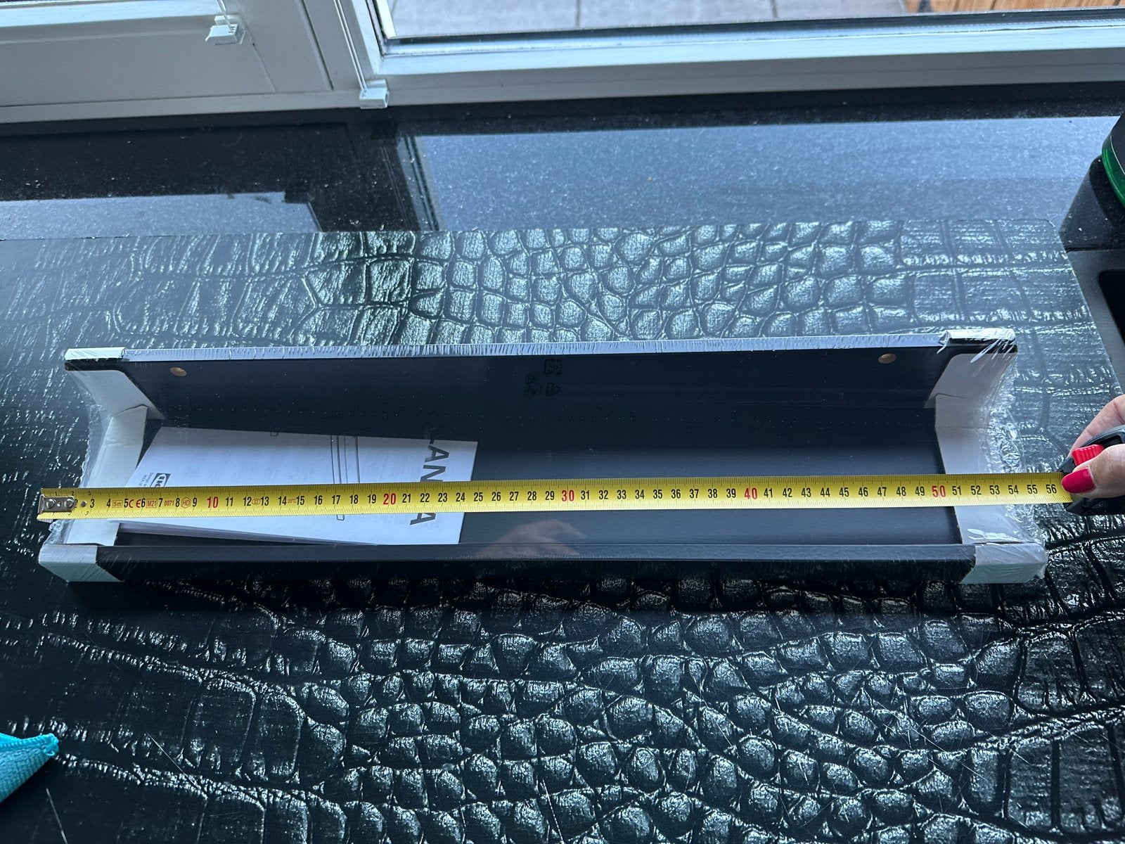 IKEA MOSSLANDA wandplank zwart 55cm, Ophalen, Nieuw