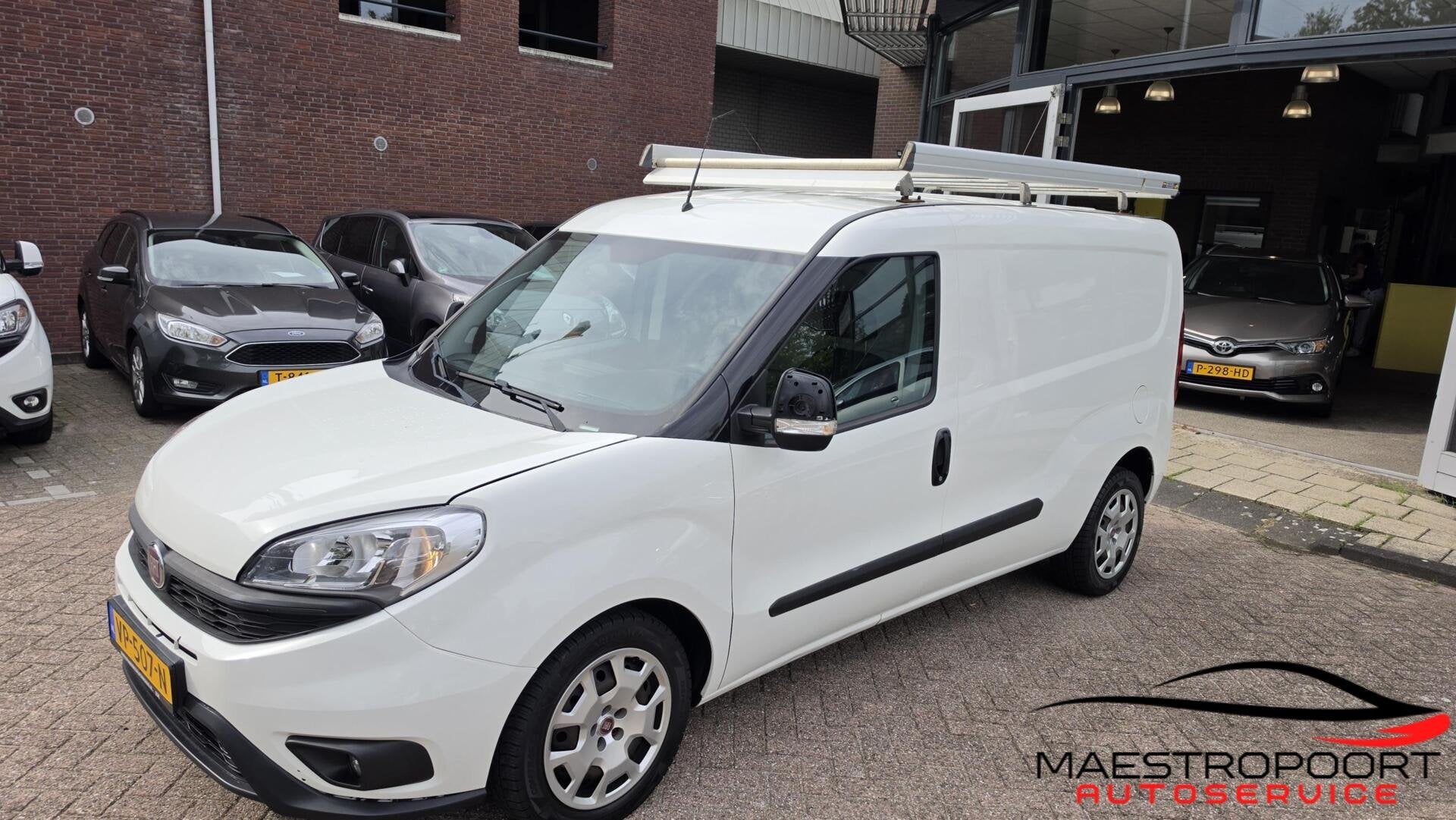Fiat Doblò Cargo 1.6 MJ L2H1 Maxi SX, Auto's, Euro 5, Gebruikt, 4 cilinders, Origineel Nederlands