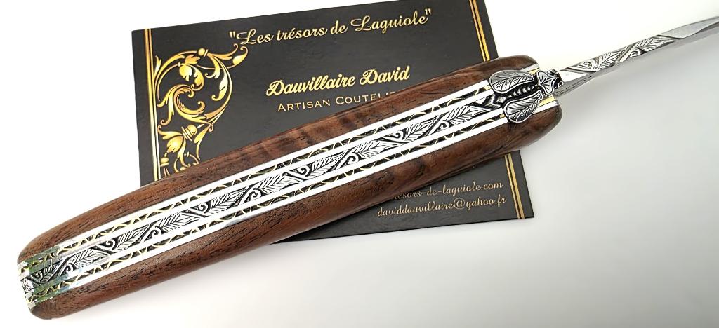 Nieuw Zakmes Laguiole DAVID DAUVILLAIRE Walnoothout 22cm, Verzenden, Overige soorten, Overige gebieden, Mes of Dolk