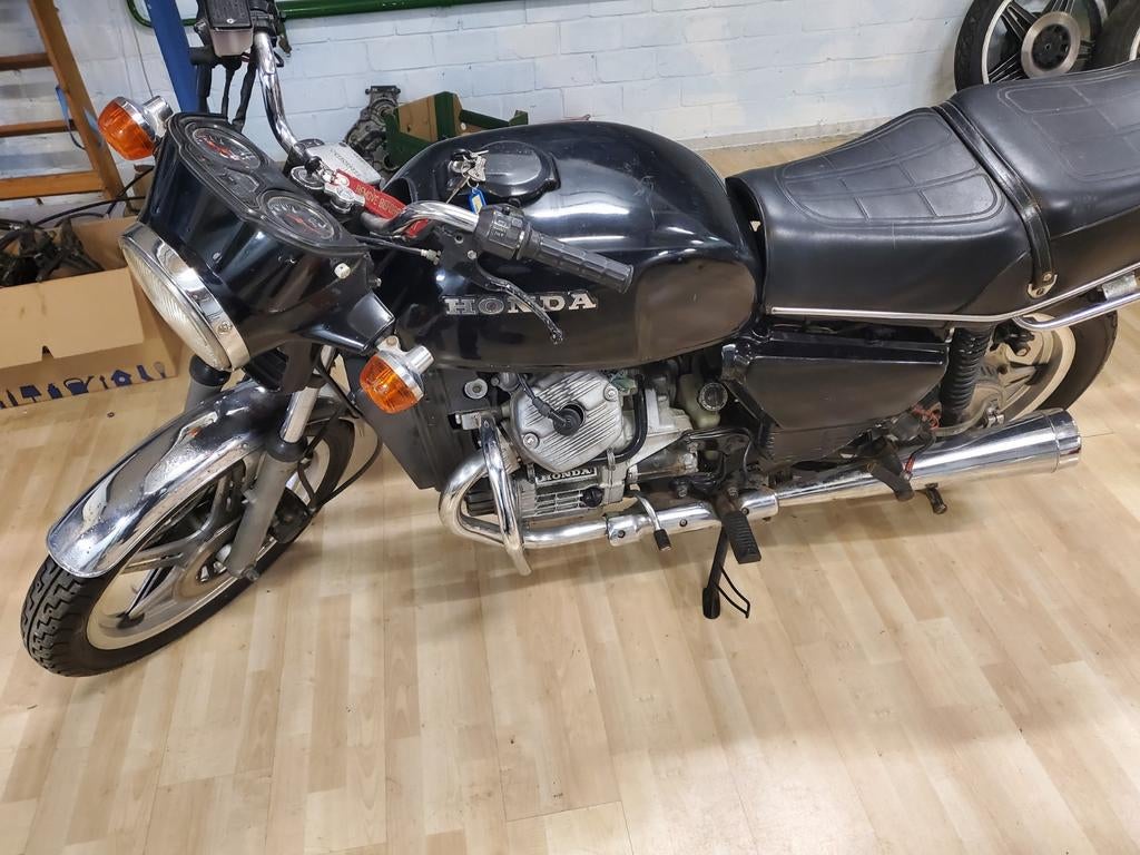 Honda cx500 in onderdelen sloop, Ophalen of Verzenden, Gebruikt