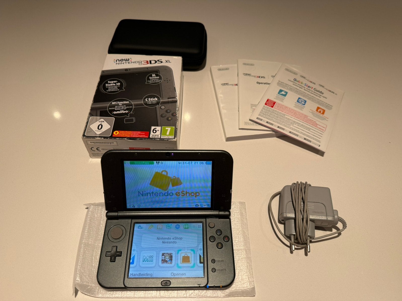 New Nintendo 3DS XL - compleet!, Spelcomputers en Games, Gebruikt, Overige kleuren, 3DS XL, Ophalen of Verzenden