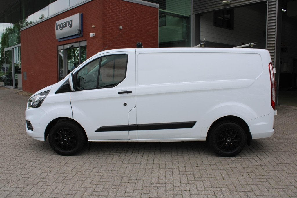Ford Transit Custom 280 2.0 TDCI 130 PK L1H1 Trend | Trekhaa, Voorwielaandrijving, Euro 6, 4 cilinders, 2500 kg