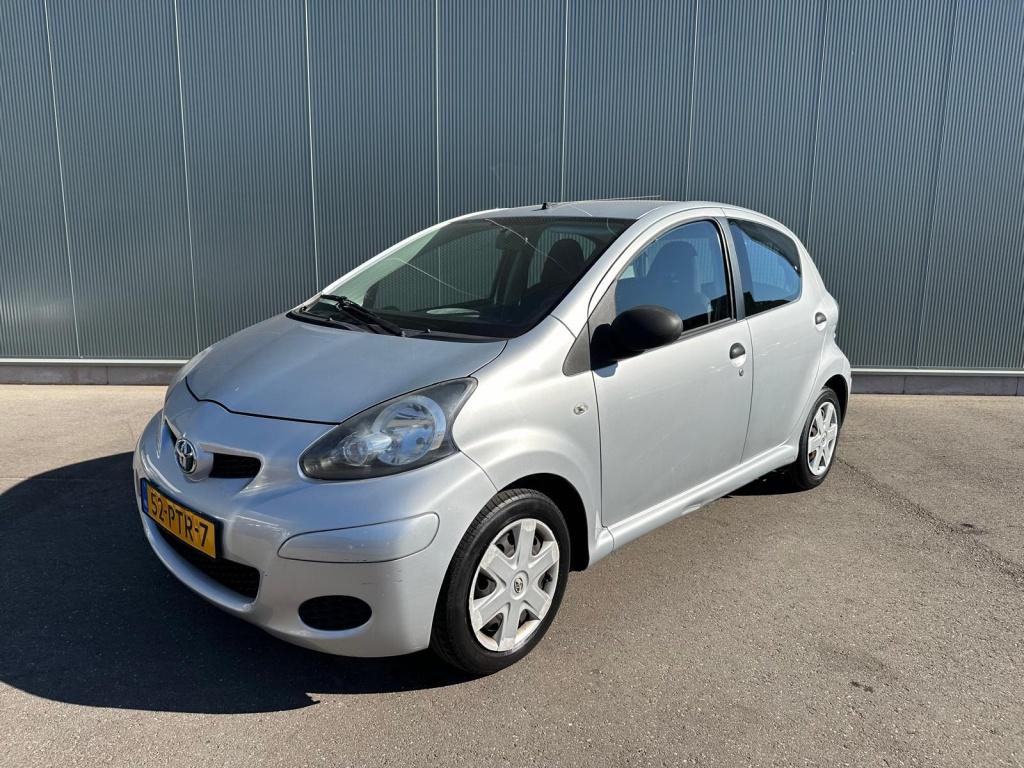 Toyota Aygo 1.0-12V Cool AIRCO | NAP ! (bj 2011), Auto's, Toyota, Bedrijf, Te koop, Aygo, ABS, Airbags, Airconditioning, Alarm