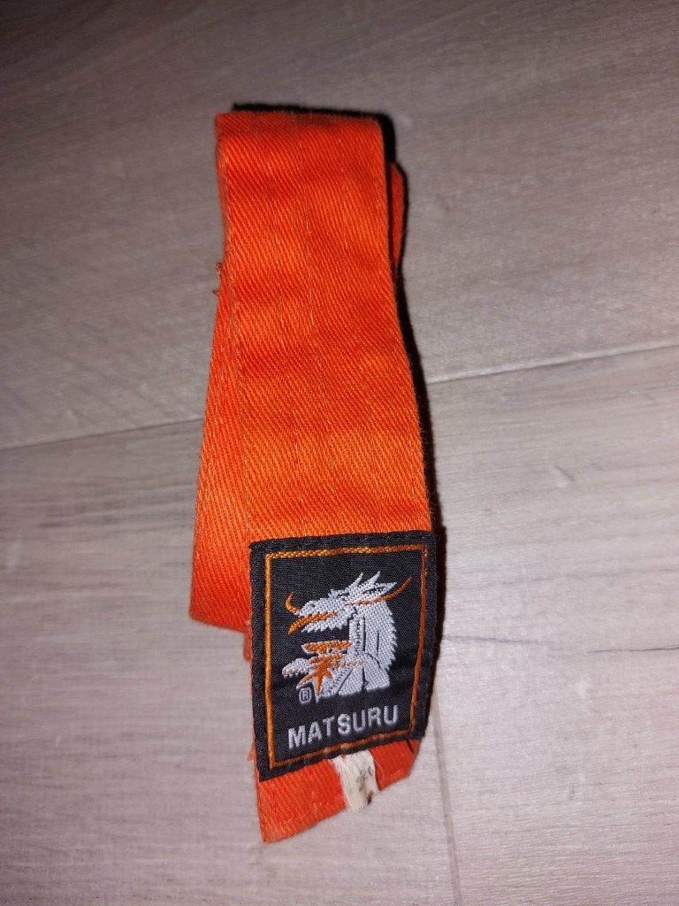 judo band Matsuru oranje 220cm, Maat M, Ophalen of Verzenden, Zo goed als nieuw, Judo
