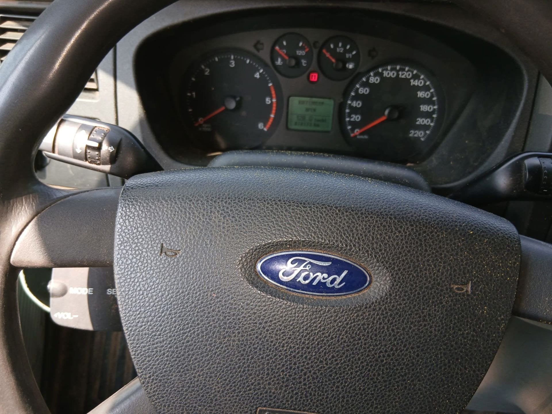 Ford Transit 350 2.0 TDCI L2H2 dubbel cab export, Gebruikt, Zwart, Wit, Origineel Nederlands