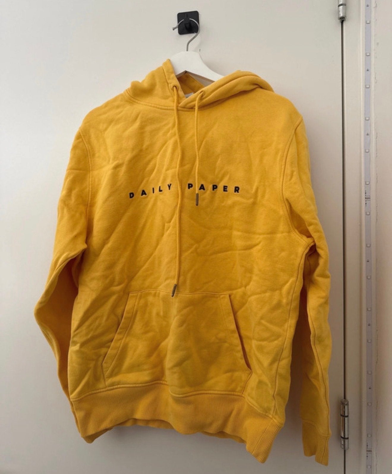 Daily Paper Gele Hoodie Maat M, Ophalen of Verzenden, Zo goed als nieuw