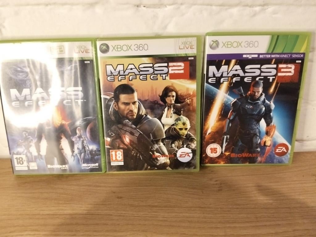 Mass Effect Trilogie Xbox 360 - Complete Saga, Vanaf 18 jaar, 1 speler, Ophalen of Verzenden, Zo goed als nieuw
