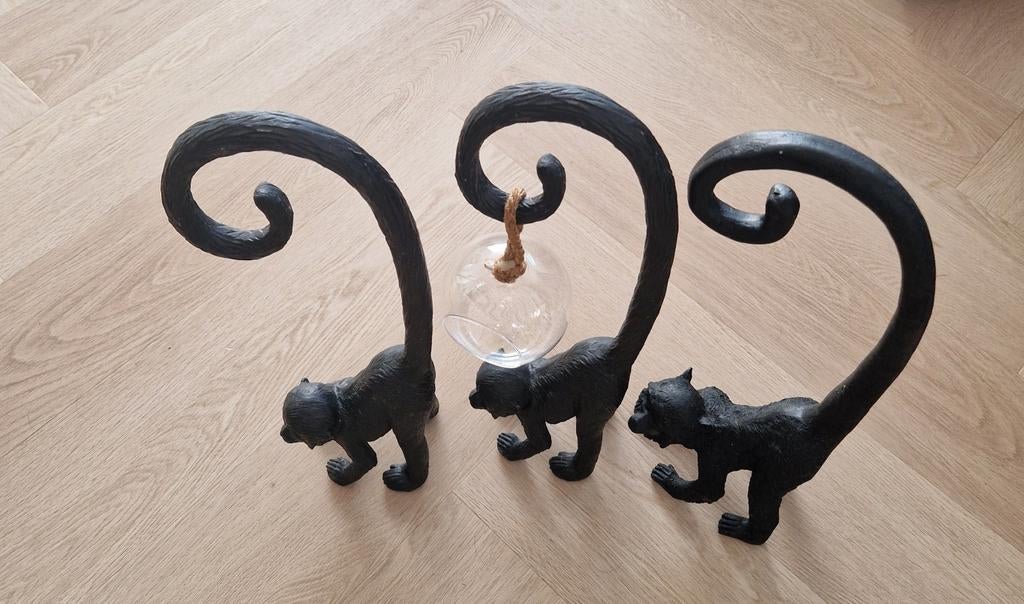 3 Decoratie apen, Huis en Inrichting, Woonaccessoires | Kapstokken, Ophalen of Verzenden, Zo goed als nieuw, Minder dan 100 cm