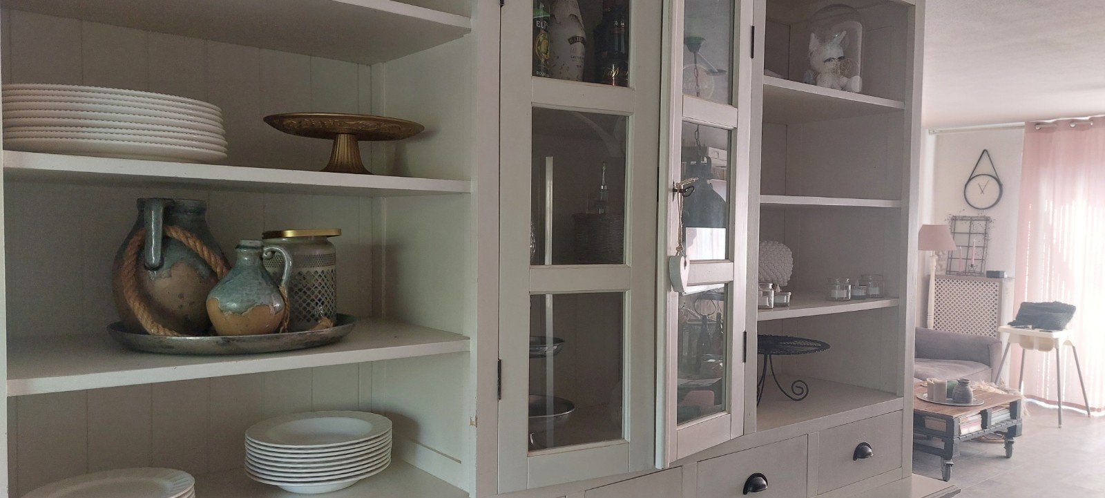 Mooie landelijke buffetkast met vitrine en lades, Ophalen, Gebruikt, Met deur(en), 200 cm of meer