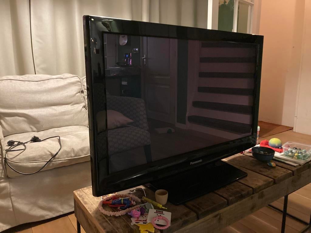 Panasonic Viera 37 inch plasma tv, Ophalen, Zo goed als nieuw, 50 Hz, Panasonic