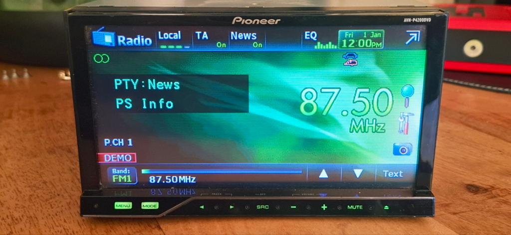 Pioneer dubbel din entrtaiment toestel, Verzenden