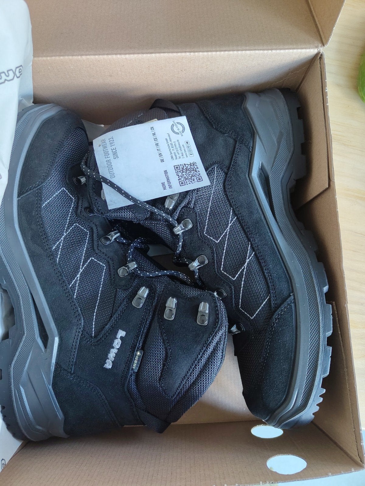 Nieuwe Lowa Taurus Pro GTX Mid wandelschoenen, maat 45, Ophalen of Verzenden, Nieuw, Schoenen