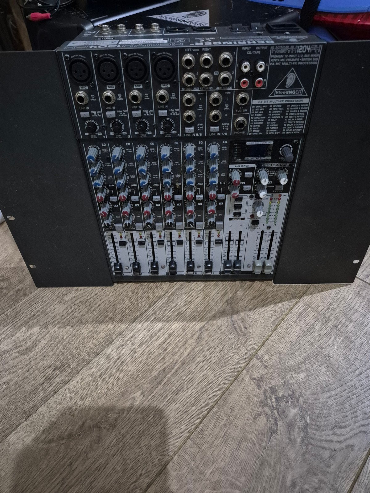 Behringer Xenyx X1222USB Mengpaneel, Muziek en Instrumenten, Mengpanelen, Ophalen, Gebruikt, 10 tot 20 kanalen, Microfooningang