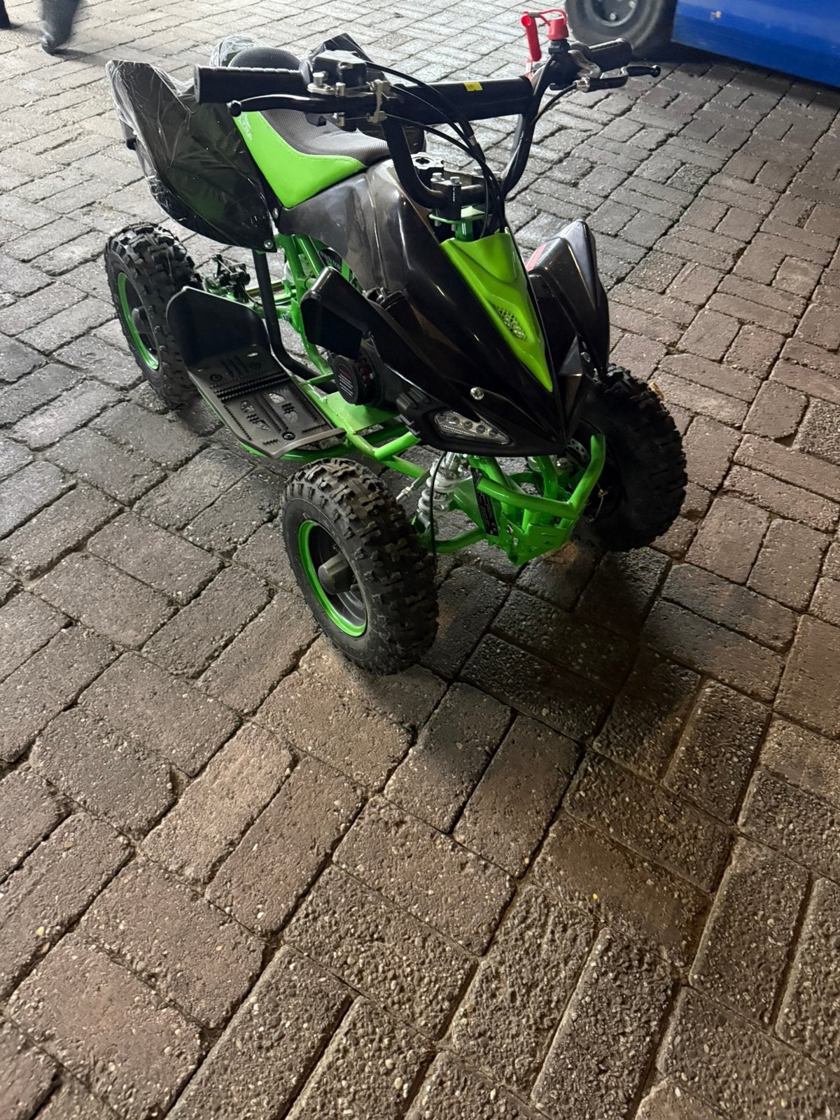 Mini quad 49 cc nieuw, Ophalen, Zo goed als nieuw, Overige typen