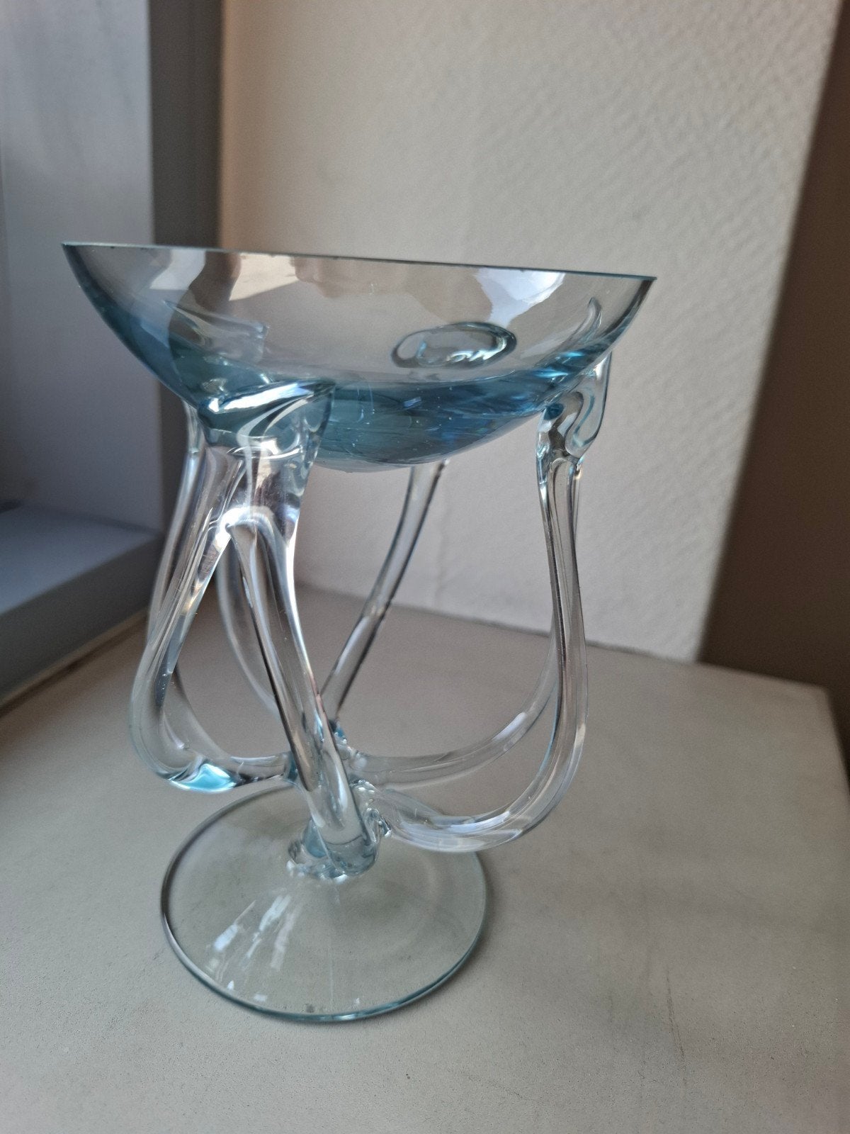 Jozefina Krisno "octopus" of Jellyfish" handgebaren bokaal, Antiek en Kunst, Antiek | Glas en Kristal, Ophalen