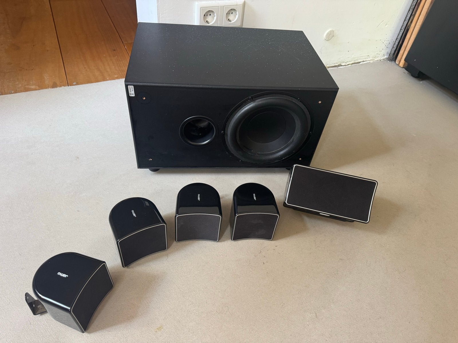 Jamo SUB 200 Surround set met subwoofer, Audio, Tv en Foto, Luidsprekers, Ophalen, Gebruikt, Subwoofer, 60 tot 120 watt
