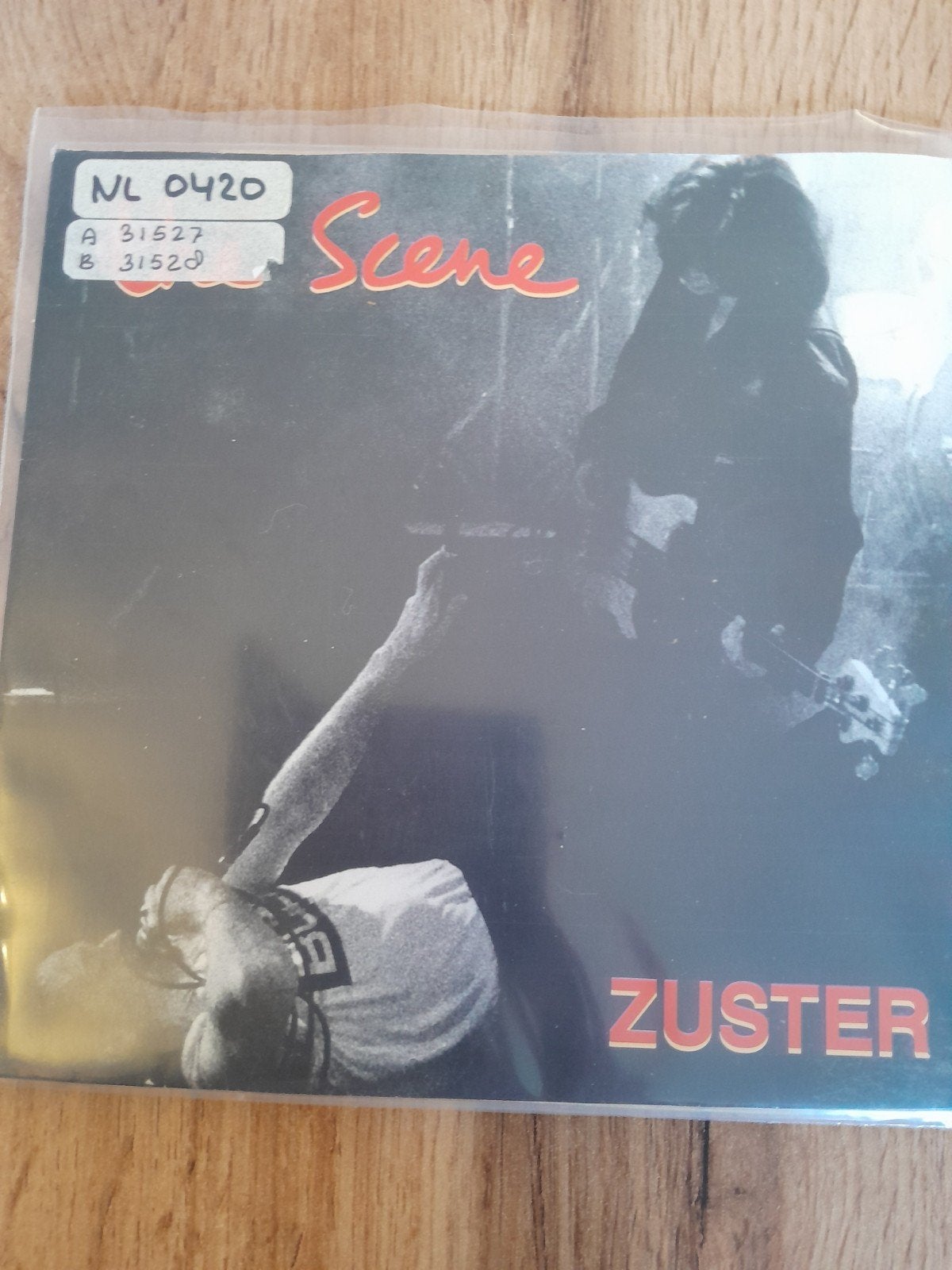 the scene 7inch zuster, Ophalen of Verzenden, Zo goed als nieuw, Pop