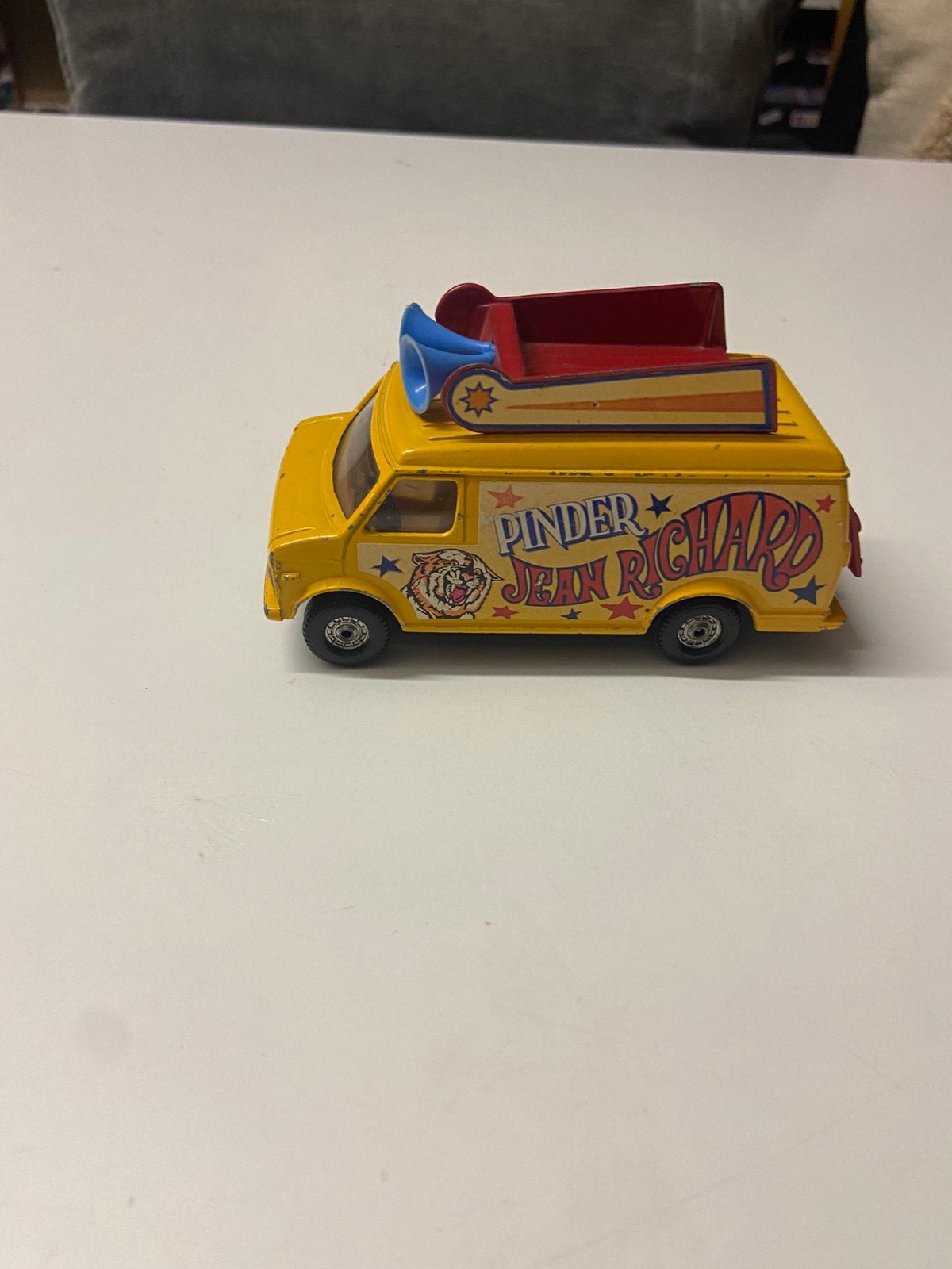 Circus pinder jean richard corgi toys, Ophalen of Verzenden, Zo goed als nieuw, Bus of Vrachtwagen