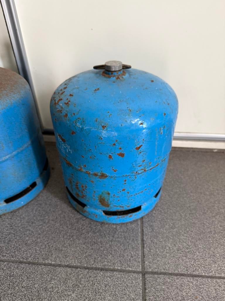 Gasfles 907 bijna vol, Ophalen, Gebruikt