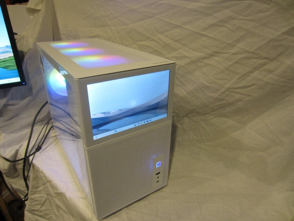 super mooie Game PC - i5 . 13400 - 10x4.60Ghz, Met monitor, 2512 Gig, Virtual Reality, Nieuw