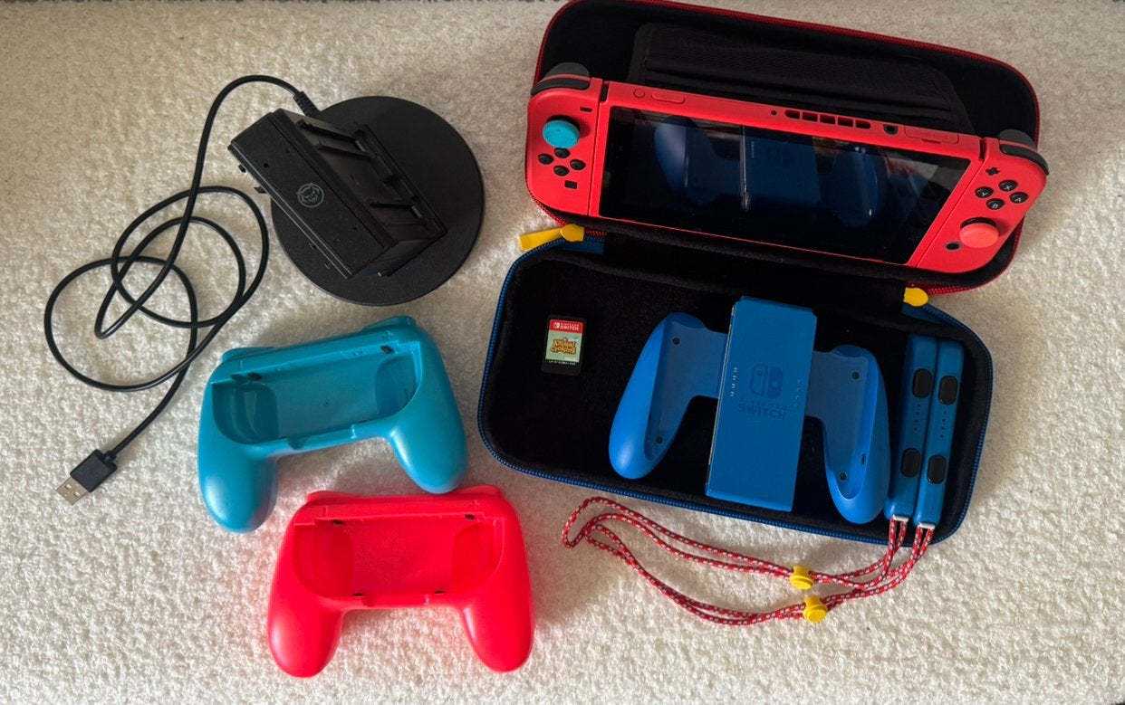 Nintendo Switch V2 + accessoires + game, Spelcomputers en Games, Spelcomputers | Nintendo Switch, Switch 2019 Upgrade, Met games
