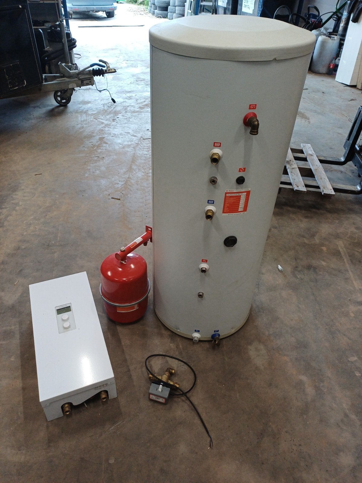 Elektrische cv ketel met boiler vat., 100 liter of meer, Ophalen, Boiler, Minder dan 3 jaar oud