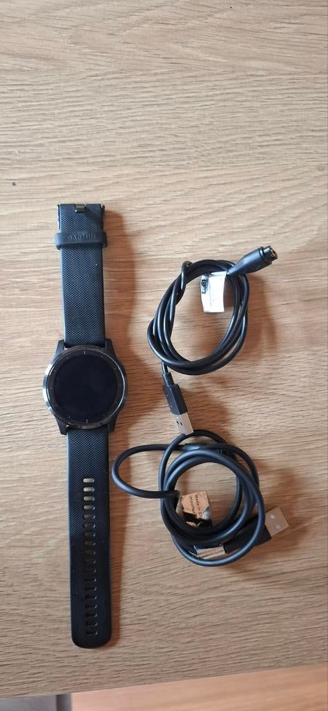 Garmin Vivoactive 4s Smartwatch - Zwart, Sieraden, Tassen en Uiterlijk, Smartwatches, Gebruikt, Zwart, Garmin, Ophalen of Verzenden