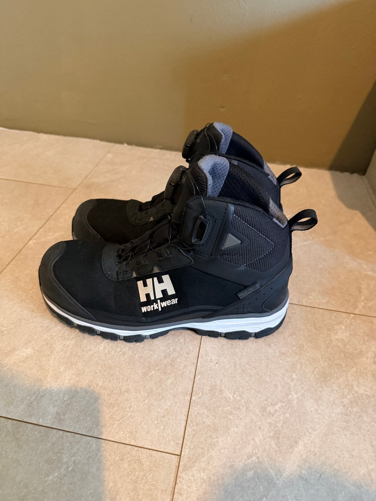 Helly Hansen Workwear veiligheidsschoenen, Tuin en Terras, Werkkleding, Ophalen of Verzenden, Gebruikt, Heren, Schoenen