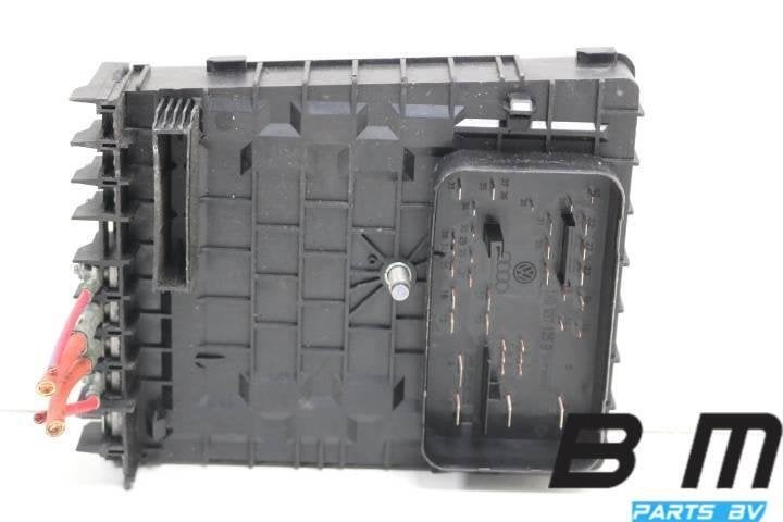 Zekeringskast in motorruimte Golf 6 1K0937125B, Auto-onderdelen, Gebruikt