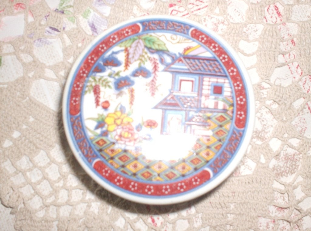 chinees potje met deksel 4.5 cm hoog en 9.5 cm in doorsnee, Antiek en Kunst, Ophalen of Verzenden