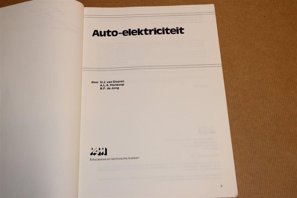 Auto‑elektriciteit — Leerboek MTS [1982], Ophalen of Verzenden